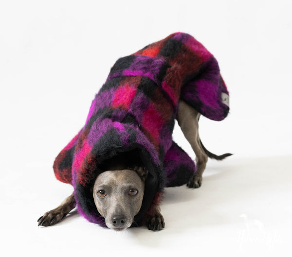 Checkered pink wool coat