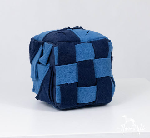 Sniffing cube